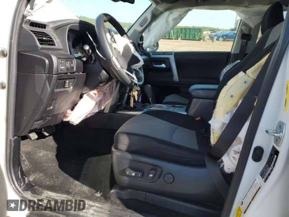 2023 Toyota 4Runner SR5 with VIN JTEMU5JR7P6120994, listed as a Copart auction lot 51957775 with 26,803 mi miles and Clean title. Bid and sale history available at DreamBid. Image 7.