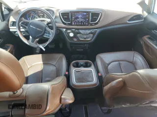 2017 Chrysler Pacifica Limited with VIN 2C4RC1GG0HR644056, listed as a Copart auction lot 52430525 with 119,956 mi miles and Salvage Title. Bid and sale history available at DreamBid. Image 8.