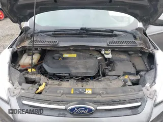 2013 Ford Escape SE with VIN 1FMCU9GX4DUB84247, listed as a IAAI auction lot 40427032 with 201,151 mi miles. Bid and sale history available at carsss.com. Image 10.