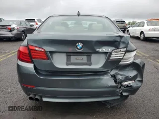 2012 BMW 5 Series 528i xDrive z VIN WBAXH5C56CDW06599, wystawiony jako Copart lot #55239355 z przebiegiem 129 520 mil mil oraz Szkoda całkowita • Salvage title. Historia ofert i sprzedaży dostępna na DreamBid. Obrazek 6.