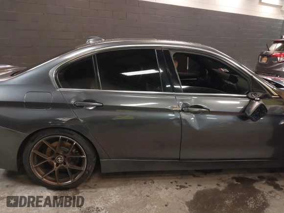 2017 BMW 3 Series 330i xDrive with VIN WBA8D9G31HNU62607, listed as a IAAI auction lot 42290112 with 76,427 mi miles and . Bid and sale history available at DreamBid. Image 18.