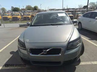 2008 Volvo C30 Version 1.0 with VIN YV1MK672982069396, listed as a IAAI auction lot 41932290 with 85,104 mi miles and . Bid and sale history available at DreamBid. Image 12.