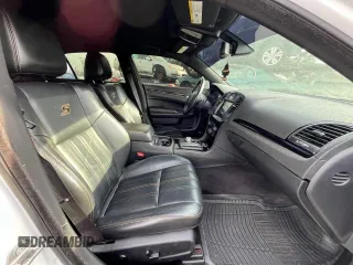2017 Chrysler 300 S with VIN 2C3CCABG5HH669008, listed as a Copart auction lot 79385184 with 90,558 mi miles and Clean Title. Bid and sale history available at DreamBid. Image 5.