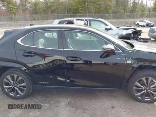 2022 Lexus UX 250h F Sport with VIN JTHR9JBH4N2062923, listed as a IAAI auction lot 42059334 with 27,967 mi miles and . Bid and sale history available at DreamBid. Image 14.