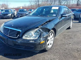 2006 Mercedes-Benz S 430 with VIN WDBNG83JX6A470123, listed as a IAAI auction lot 41876932 with 153,088 mi miles and . Bid and sale history available at carsss.com. Image 6.