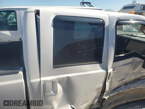 2010 Ford F-350 XL with VIN 1FTWW3DR1AEB32563, listed as a Copart auction lot 80013484 with 187,978 mi miles and Salvage title. Bid and sale history available at DreamBid. Image 10.