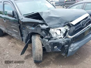 2015 Toyota Tacoma z VIN 3TMLU4EN1FM203143, wystawiony jako IAAI lot #42445912 z przebiegiem 57 444 mil mil oraz . Historia ofert i sprzedaży dostępna na DreamBid. Obrazek 6.