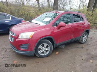 2015 Chevrolet Trax LT with VIN KL7CJLSB2FB117132, listed as a IAAI auction lot 40924586 with 83,170 mi miles. Bid and sale history available at carsss.com. Image 2.