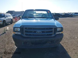 2002 Ford F-250 XL with VIN 1FTNF20L72EC64610, listed as a IAAI auction lot 41881896 with 87,870 mi miles and . Bid and sale history available at DreamBid. Image 12.