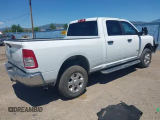 2024 Ram 2500 Big Horn with VIN 3C6UR5DJXRG275902, listed as a IAAI auction lot 42663645 with 29,066 mi miles and . Bid and sale history available at DreamBid. Image 4.