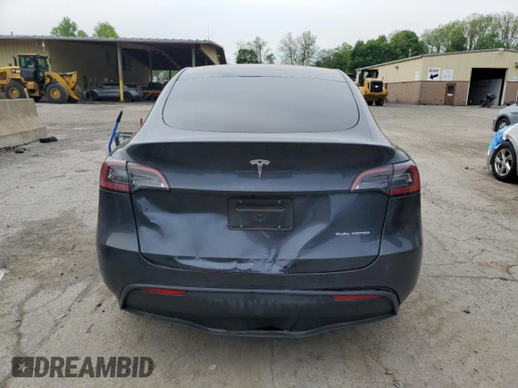 2024 Tesla Model Y Long Range с VIN 7SAYGDEE3RA328991, выставлен на аукционе Copart как лот 56637455 с пробегом Не указан миль и Списание • Salvage title. История ставок и продаж доступна на DreamBid. Изображение 6.