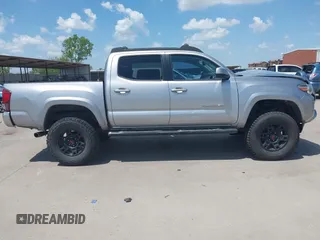 2018 Toyota Tacoma SR with VIN 3TMCZ5AN2JM172829, listed as a IAAI auction lot 42073847 with 136,671 mi miles and . Bid and sale history available at carsss.com. Image 14.