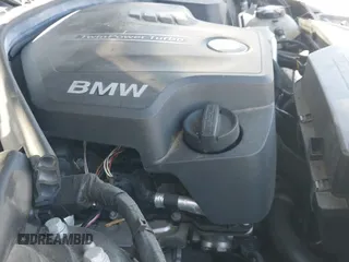 2015 BMW 3 Series 328i xDrive с VIN WBA3B5C52FF962217, выставлен на аукционе IAAI как лот 42381116 с пробегом 72 777 миль миль и . История ставок и продаж доступна на DreamBid. Изображение 20.