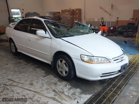 2002 Honda Accord Sdn EX with VIN 1HGCG56672A126355, listed as a IAAI auction lot 41571306 with 1 mi miles. Bid and sale history available at carsss.com. Image 1.