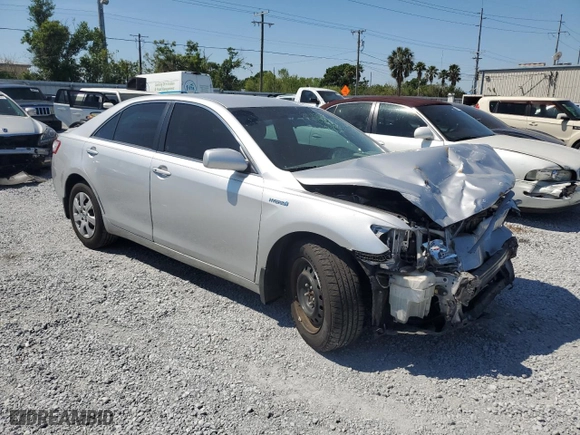 2011 Toyota Camry Hybrid with VIN 4T1BB3EK1BU140435, listed as a Copart auction lot 50717105 with 118,205 mi miles and Salvage Title. Bid and sale history available at carsss.com. Image 4.