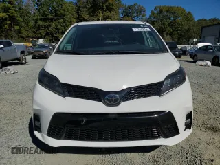 2020 Toyota Sienna SE with VIN 5TDXZ3DC9LS050441, listed as a Copart auction lot 77310274 with 43,452 mi miles and Salvage Title. Bid and sale history available at carsss.com. Image 5.