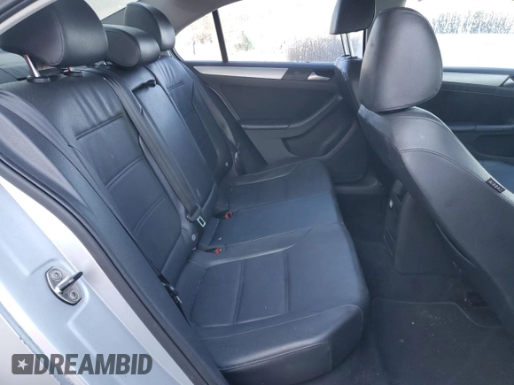 2013 Volkswagen Jetta SE with VIN 3VWDP7AJXDM367100, listed as a Copart auction lot 82292364 with 162,074 mi miles and Clean title. Bid and sale history available at DreamBid. Image 10.