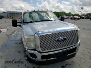 2014 Ford F-250 XL with VIN 1FT7W2B67EEB53642, listed as a Copart auction lot 58520585 with 281,417 mi miles and Salvage title. Bid and sale history available at DreamBid. Image 13.