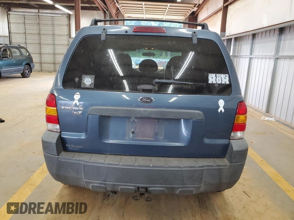 2005 Ford Escape XLT with VIN 1FMCU93155DA27040, listed as a Copart auction lot 62453695 with 167,856 mi miles and Clean title. Bid and sale history available at DreamBid. Image 6.