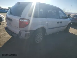 2002 Chrysler Voyager with VIN 1C4GJ25B82B672705, listed as a Copart auction lot 88314105 with 220,062 mi miles and Salvage Title. Bid and sale history available at carsss.com. Image 3.