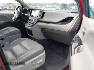 2016 Toyota Sienna XLE with VIN 5TDYK3DC8GS701072, listed as a IAAI auction lot 41154795 with 52,600 mi miles and . Bid and sale history available at DreamBid. Image 5.