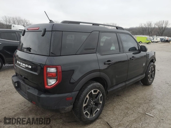 2021 Ford Bronco Sport Outer Banks with VIN 3FMCR9C60MRB40509, listed as a Copart auction lot 43172585 with 44,303 mi miles and Salvage title. Bid and sale history available at DreamBid. Image 3.