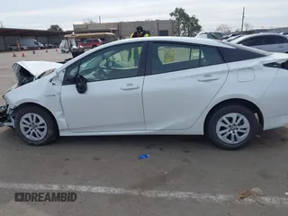 2018 Toyota Prius Two with VIN JTDKBRFU6J3059961, listed as a IAAI auction lot 41560764 with 29,188 mi miles. Bid and sale history available at carsss.com. Image 14.