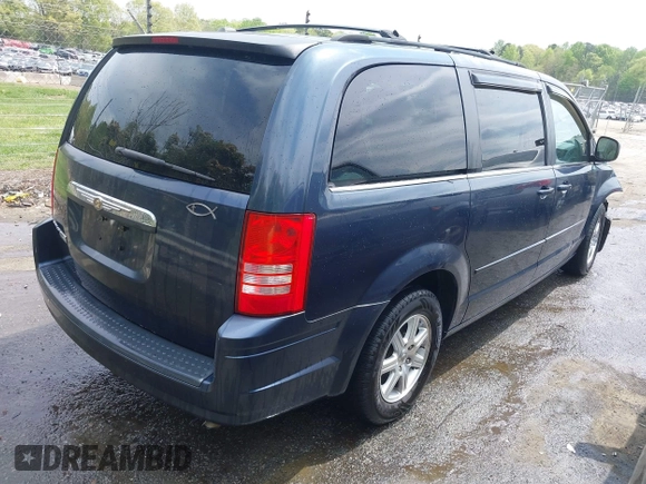 2008 Chrysler Town & Country Touring with VIN 2A8HR54P08R103930, listed as a IAAI auction lot 41971203 with 149,532 mi miles. Bid and sale history available at carsss.com. Image 4.