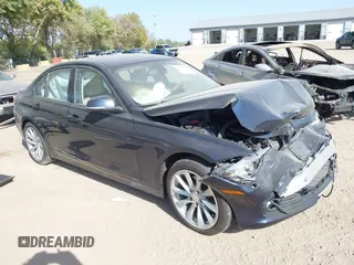 2013 BMW 3 Series 328i xDrive with VIN WBA3B3C5XDF535952, listed as a IAAI auction lot 40548789 with 42,554 mi miles and . Bid and sale history available at carsss.com. Image 1.