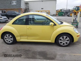 2009 Volkswagen Beetle S with VIN 3VWRW31C09M514034, listed as a IAAI auction lot 41969381 with 147,278 mi miles and . Bid and sale history available at DreamBid. Image 13.