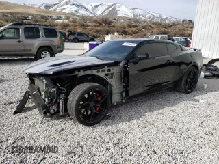 2017 Chevrolet Camaro 1SS with VIN 1G1FE1R76H0101856, listed as a Copart auction lot 48294055 with 29,525 mi miles and Salvage Title. Bid and sale history available at carsss.com. Image 1.