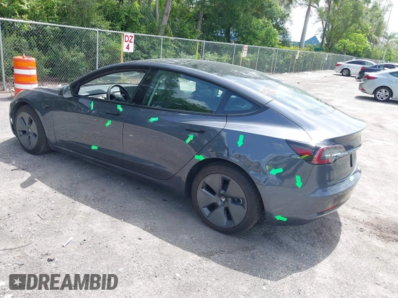 2023 Tesla Model 3 z VIN 5YJ3E1EA4PF461624, wystawiony jako IAAI lot #42433789 z przebiegiem 22 182 mil mil oraz . Historia ofert i sprzedaży dostępna na DreamBid. Obrazek 3.