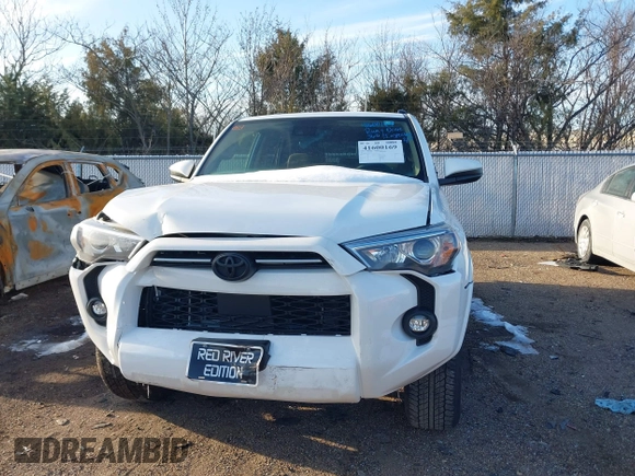 2023 Toyota 4Runner SR5 с VIN JTEMU5JR1P6139377, выставлен на аукционе IAAI как лот 41600169 с пробегом 34 513 миль миль и . История ставок и продаж доступна на DreamBid. Изображение 12.
