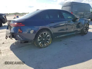 2024 BMW i5 M60 with VIN WBY43FK07RCR79924, listed as a Copart auction lot 58249825 with 17,589 mi miles and Salvage title. Bid and sale history available at DreamBid. Image 3.