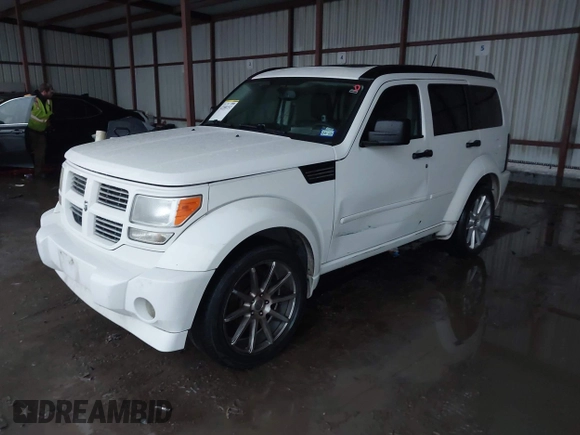 2008 Dodge Nitro R/T z VIN 1D8GT58638W218746, wystawiony jako IAAI lot #42200153 z przebiegiem 186 676 mil mil oraz . Historia ofert i sprzedaży dostępna na DreamBid. Obrazek 17.