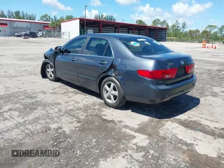 2005 Honda Accord EX z VIN 1HGCM567X5A173921, wystawiony jako IAAI lot #42261616 z przebiegiem 162 553 mil mil oraz . Historia ofert i sprzedaży dostępna na DreamBid. Obrazek 3.