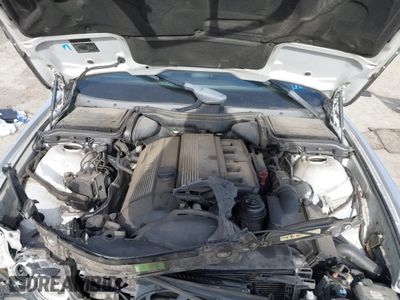 2002 BMW 5 Series 525i with VIN WBADT33412GF42744, listed as a IAAI auction lot 41609141 with 1 mi miles. Bid and sale history available at carsss.com. Image 10.