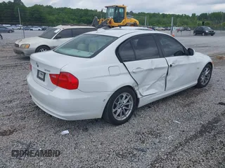 2010 BMW 3 Series 328i with VIN WBAPH7C55AE129957, listed as a IAAI auction lot 42505749 with 170,893 mi miles and . Bid and sale history available at DreamBid. Image 4.