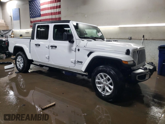 2023 Jeep Gladiator Sport с VIN 1C6HJTAG3PL571060, выставлен на аукционе Copart как лот 46112255 с пробегом 23 352 миль миль и Списание • Salvage title. История ставок и продаж доступна на DreamBid. Изображение 4.