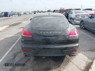 2015 Porsche Panamera 4 с VIN WP0AA2A75FL003203, выставлен на аукционе IAAI как лот 41080482 с пробегом 91 124 миль миль и . История ставок и продаж доступна на DreamBid. Изображение 17.