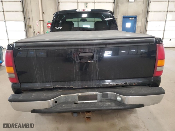 2000 Chevrolet Silverado 1500 LT with VIN 1GCEK19T6YE280296, listed as a Copart auction lot 53191135 with 210,797 mi miles and Clean Title. Bid and sale history available at carsss.com. Image 6.