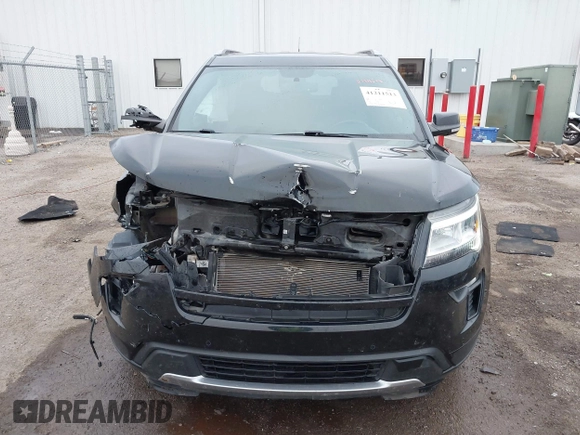 2018 Ford Explorer XLT z VIN 1FM5K7D8XJGA19202, wystawiony jako IAAI lot #41211513 z przebiegiem 120 407 mil mil oraz . Historia ofert i sprzedaży dostępna na DreamBid. Obrazek 12.
