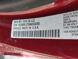 2022 Ram 1500 Laramie z VIN 1C6SRFJT0NN333200, wystawiony jako IAAI lot #42217219 z przebiegiem 27 332 mil mil oraz . Historia ofert i sprzedaży dostępna na DreamBid. Obrazek 9.
