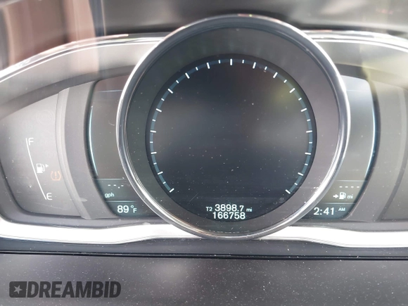 2015 Volvo XC60 T5 Drive-E Premier Plus with VIN YV440MDC7F2606774, listed as a IAAI auction lot 41564034 with 166,758 mi miles. Bid and sale history available at carsss.com. Image 7.