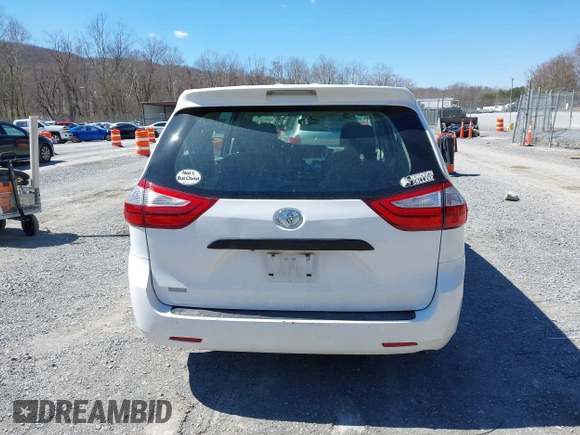 2015 Toyota Sienna L with VIN 5TDZK3DC3FS690484, listed as a IAAI auction lot 41888073 with 201,518 mi miles and . Bid and sale history available at carsss.com. Image 16.