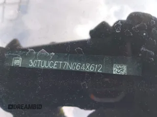 2022 GMC Sierra 1500 Elevation z VIN 3GTUUCET7NG648612, wystawiony jako IAAI lot #42098162 z przebiegiem Nie podano mil oraz . Historia ofert i sprzedaży dostępna na DreamBid. Obrazek 9.