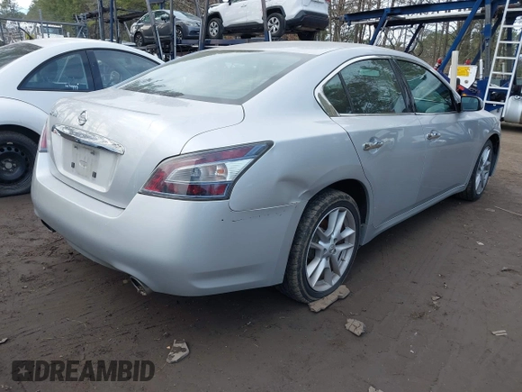 2014 Nissan Maxima SV with VIN 1N4AA5AP4EC499777, listed as a IAAI auction lot 41469597 with 191,125 mi miles and . Bid and sale history available at DreamBid. Image 4.