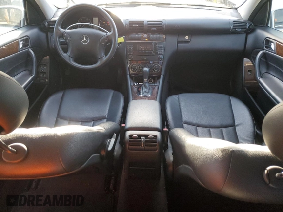 2005 Mercedes-Benz C 240 with VIN WDBRF61J35A701535, listed as a Copart auction lot 79762884 with 73,468 mi miles and Clean Title. Bid and sale history available at DreamBid. Image 8.