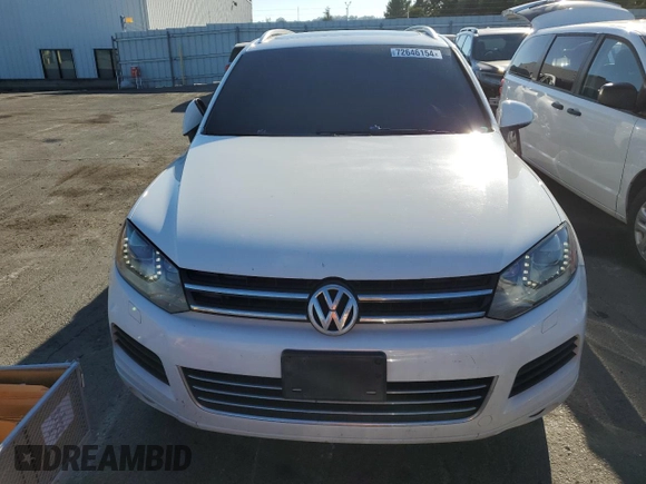 2012 Volkswagen Touareg Exec with VIN WVGEF9BP1CD010015, listed as a Copart auction lot 72646154 with 163,502 mi miles and Salvage Title. Bid and sale history available at DreamBid. Image 5.