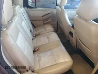 2007 Ford Explorer Sport Trac Limited z VIN 1FMEU338X7UA23698, wystawiony jako Copart lot #54888695 z przebiegiem 167 996 mil mil oraz Czysty tytuł • Clean title. Historia ofert i sprzedaży dostępna na DreamBid. Obrazek 10.